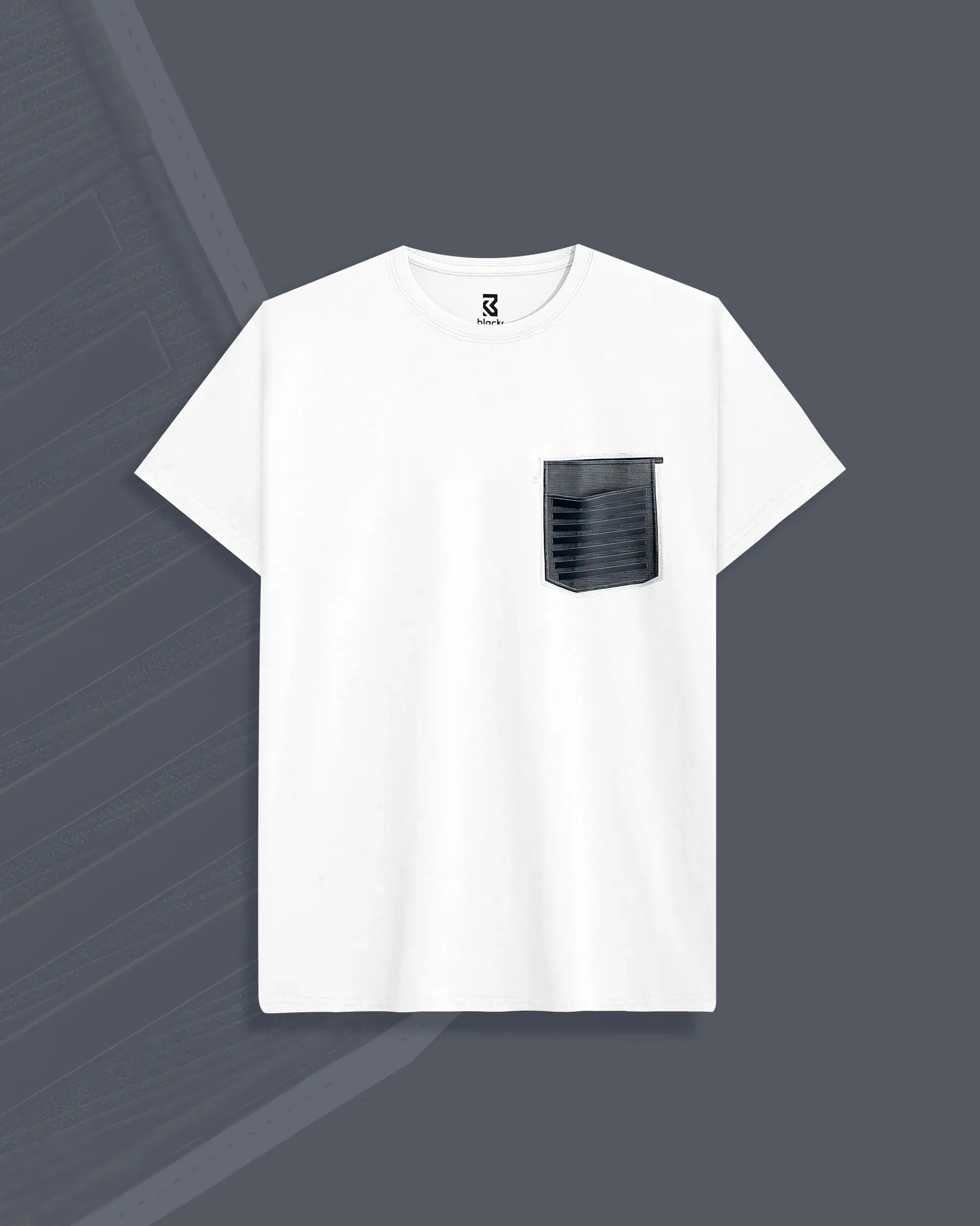 blackr essential tee